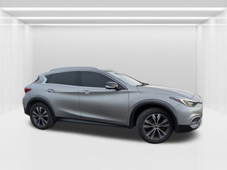 2017 INFINITI QX30
