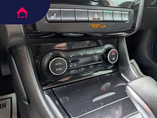 2017 INFINITI QX30