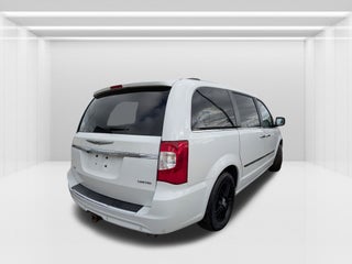 2015 Chrysler Town & Country