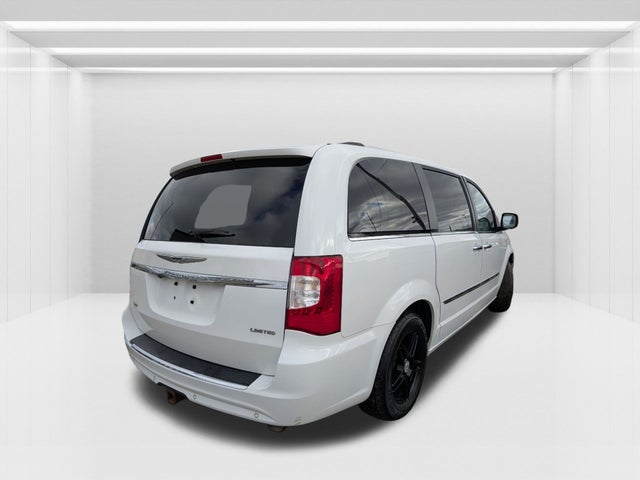 2015 Chrysler Town & Country