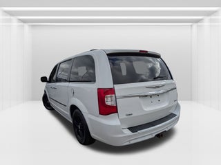 2015 Chrysler Town & Country