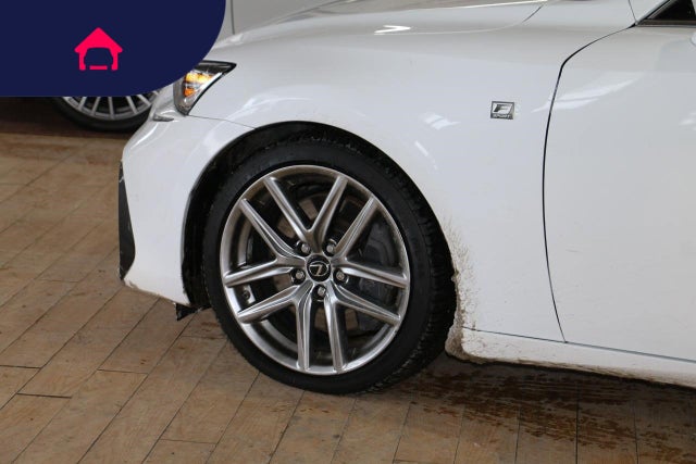 2018 Lexus IS