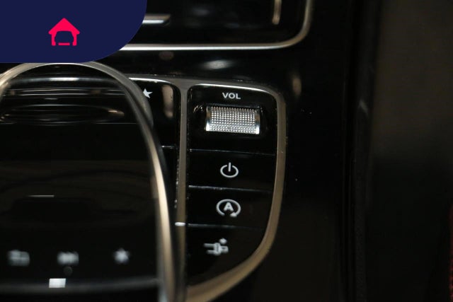 2018 Mercedes-Benz C-Class