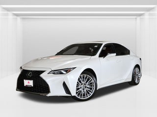 2021 Lexus IS