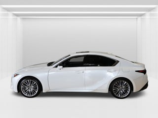2021 Lexus IS