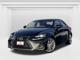 2017 Lexus IS