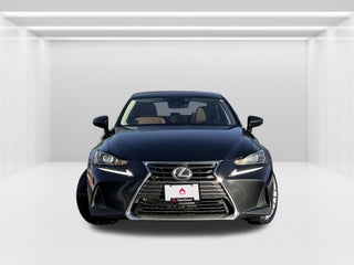 2017 Lexus IS