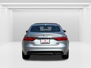 2017 Jaguar XF