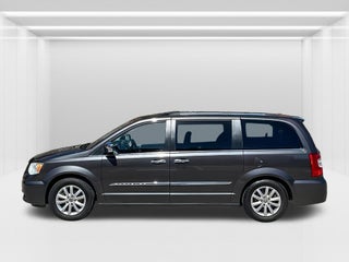 2016 Chrysler Town & Country