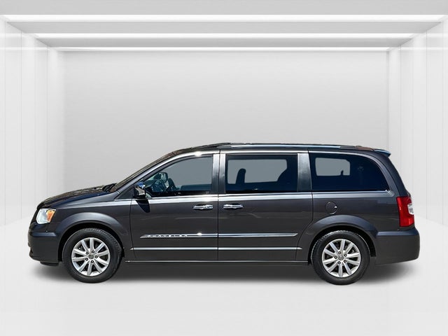 2016 Chrysler Town & Country