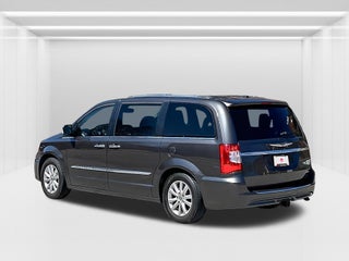 2016 Chrysler Town & Country