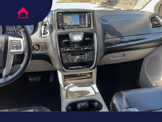 2016 Chrysler Town & Country