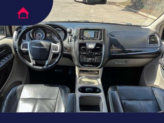 2016 Chrysler Town & Country