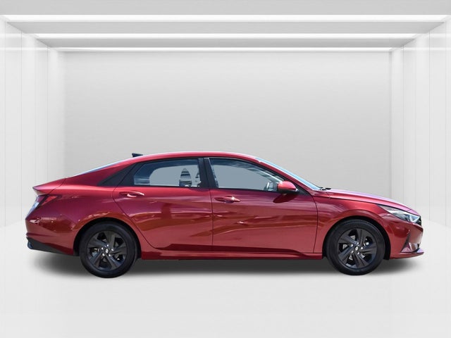 2022 Hyundai Elantra