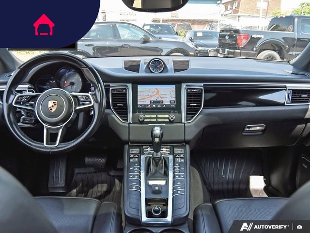 2018 Porsche Macan