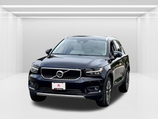 2022 Volvo XC40