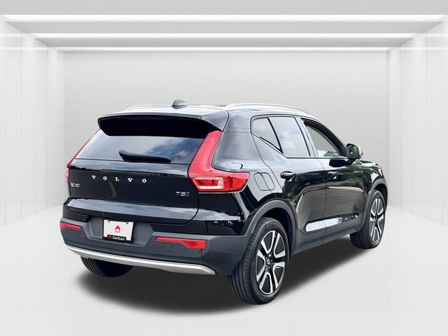 2022 Volvo XC40