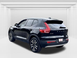 2022 Volvo XC40