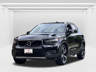 2022 Volvo XC40