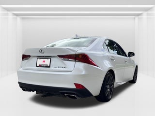 2017 Lexus IS