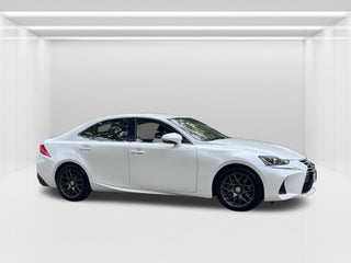 2017 Lexus IS