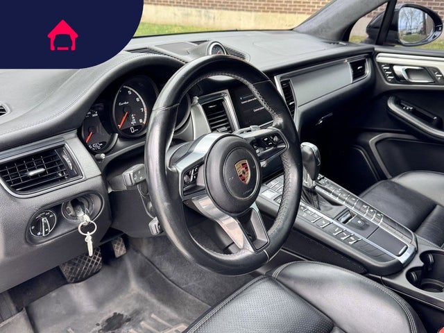 2017 Porsche Macan