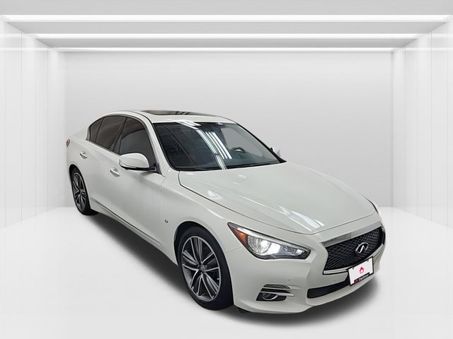 2015 INFINITI Q50