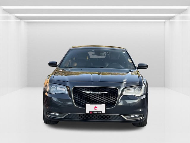 2019 Chrysler 300