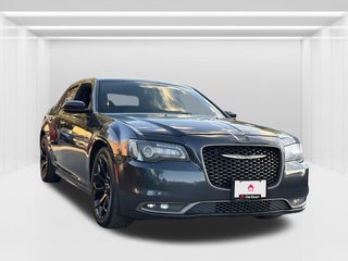 2019 Chrysler 300