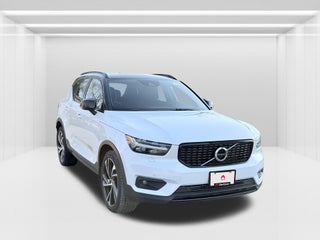 2022 Volvo XC40