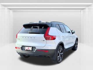 2022 Volvo XC40