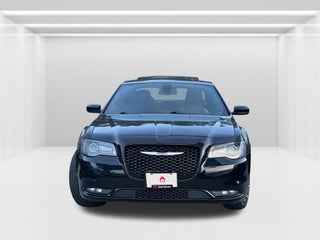 2019 Chrysler 300