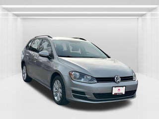 2017 Volkswagen Golf SportWagen