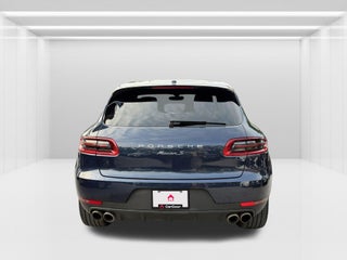 2016 Porsche Macan