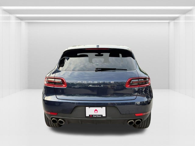 2016 Porsche Macan