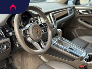2016 Porsche Macan