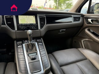 2016 Porsche Macan