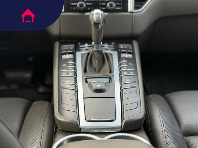 2016 Porsche Macan