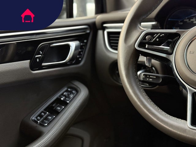 2016 Porsche Macan