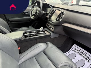 2022 Volvo XC90 Recharge Plug-In Hybrid