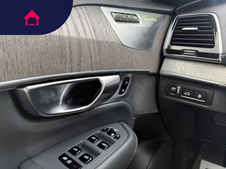 2022 Volvo XC90 Recharge Plug-In Hybrid