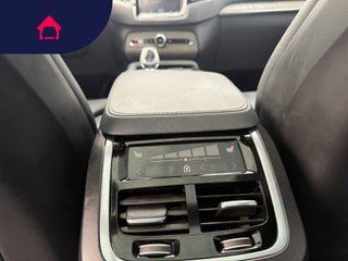 2022 Volvo XC90 Recharge Plug-In Hybrid