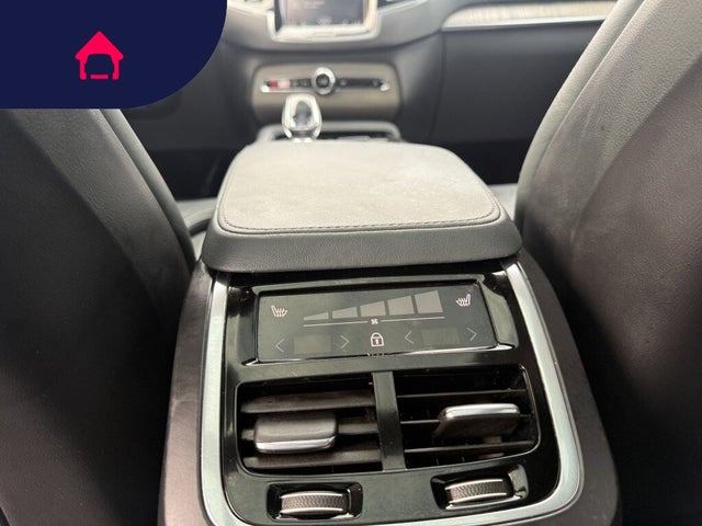 2022 Volvo XC90 Recharge Plug-In Hybrid