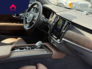 2023 Volvo S90