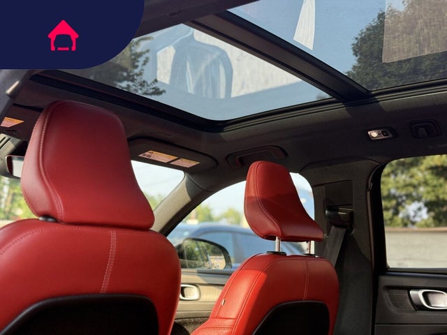 2021 Volvo XC40