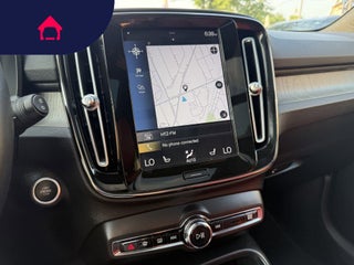 2021 Volvo XC40