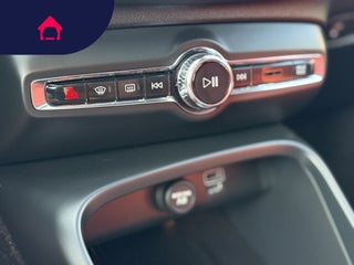 2021 Volvo XC40
