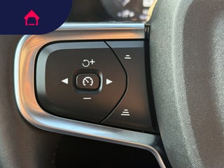 2021 Volvo XC40