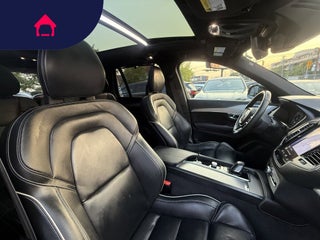 2022 Volvo XC90 Recharge Plug-In Hybrid