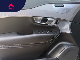 2022 Volvo XC90 Recharge Plug-In Hybrid
